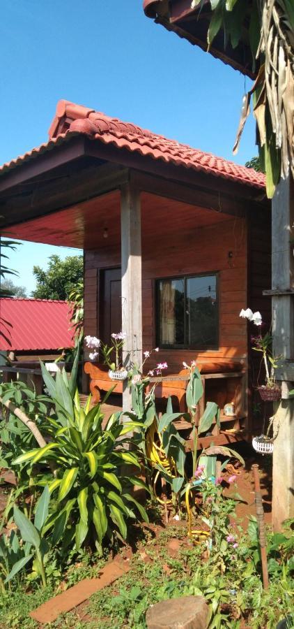Happy Bungalow & Trekking Banlung 外观 照片