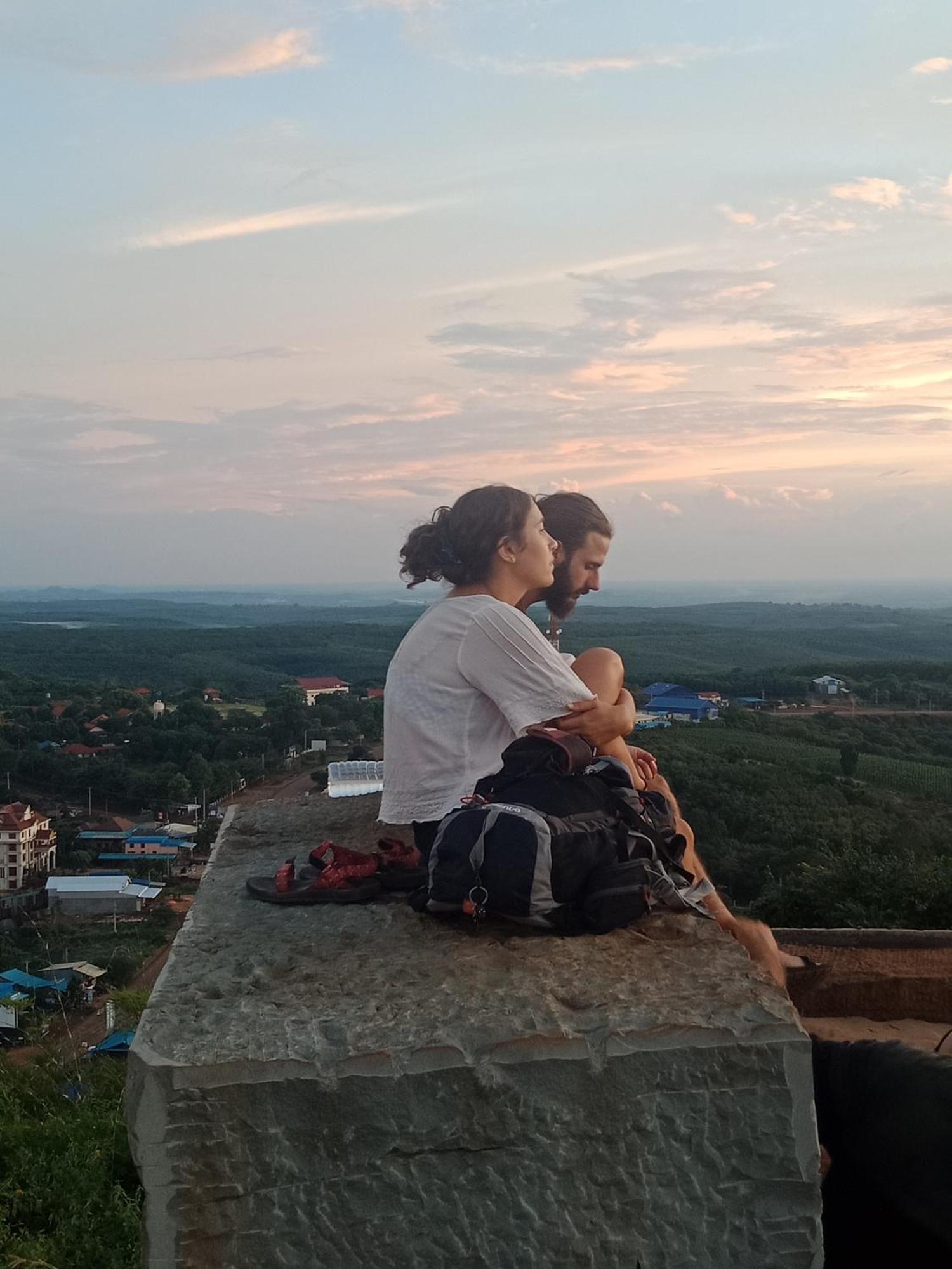 Happy Bungalow & Trekking Banlung 外观 照片