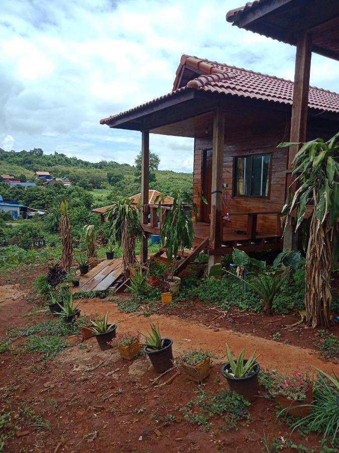 Happy Bungalow & Trekking Banlung 外观 照片